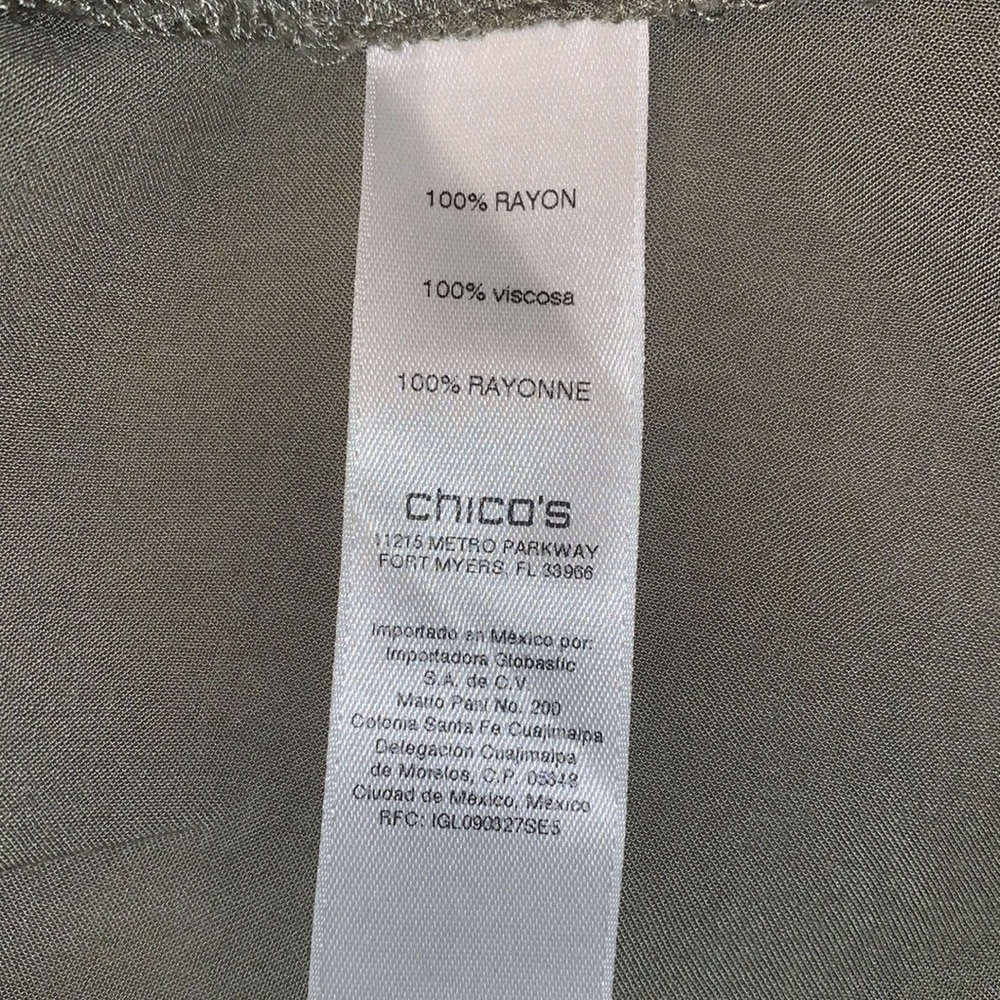Chico’s Top - Picture 4 of 5